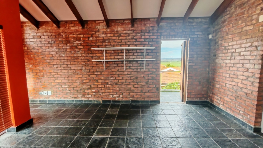3 Bedroom Property for Sale in Reebok Western Cape